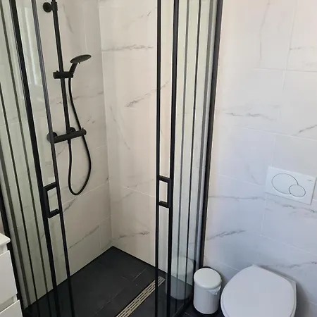 Apartamento Lovely & Modern In The Heart Of *